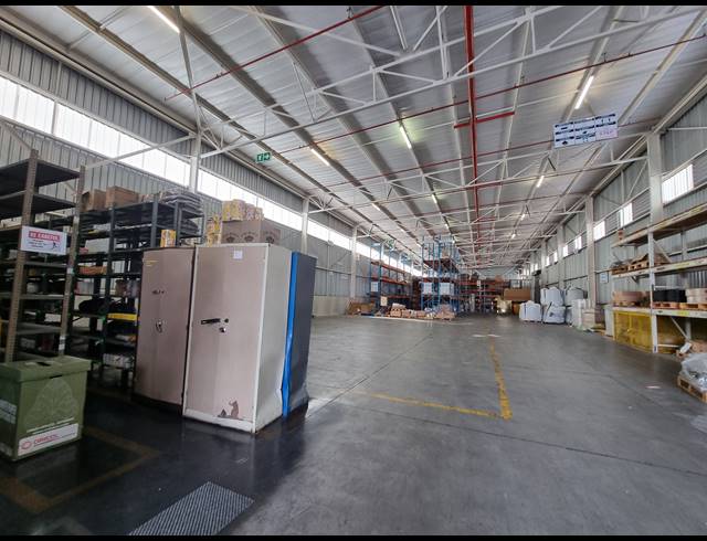 27,809M² WAREHOUSE TO LET IN ELANDSFONTEIN